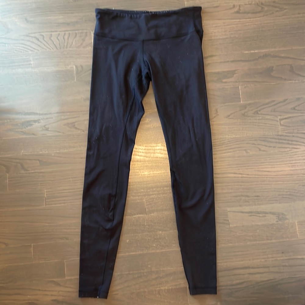 Black Lululemon leggings